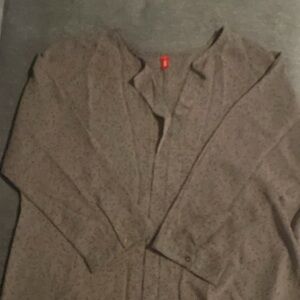 Women's very lightweight blouse